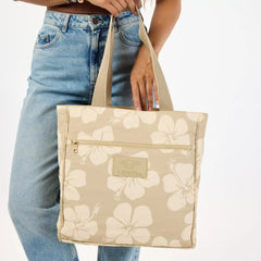 Hana Hou Daily Tote in Creme on Dune