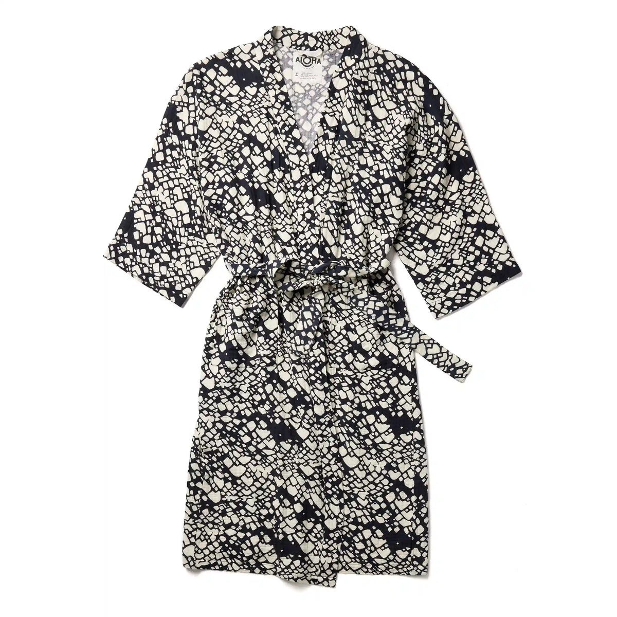 Staycation Robe | Textile Cone - White on Black
